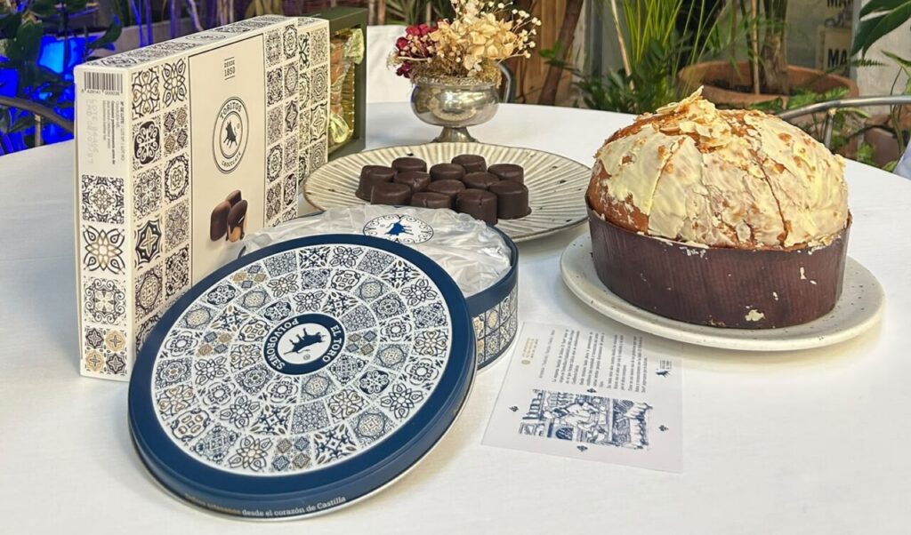 Productos de Dulces El Toro en un evento de presentación