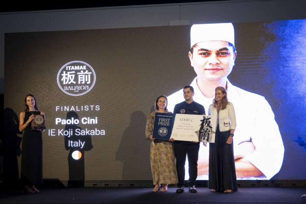 Paolo Cini recibiendo el premio en Itamae Balfegó 2026